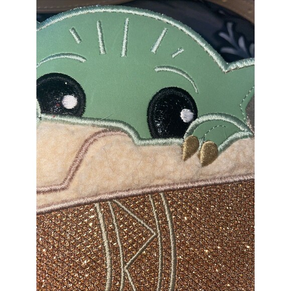 Danielle Nicole Star Wars Mandalorian Grogu Baby Yoda Crossbody Bag Purse Euc - Picture 6 of 15